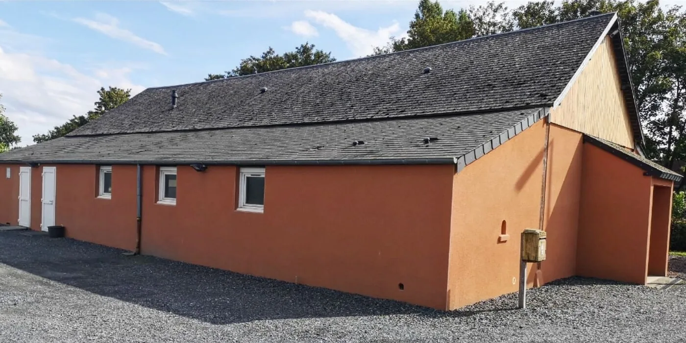 Bâtiment agricole, enduit projeté : après les travaux