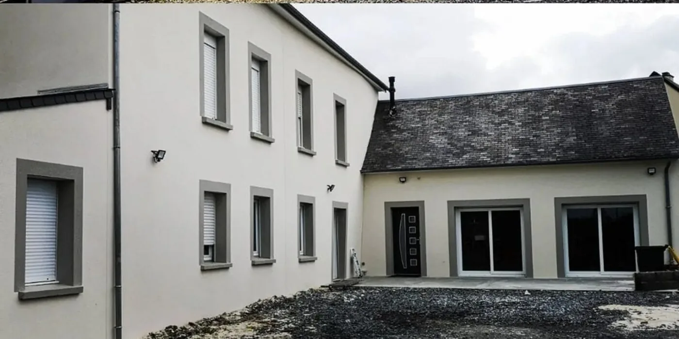 Arrière de maison, façade reprise : après les travaux